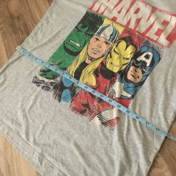 Official Marvel Avengers Retro Mug Shot T-shirt - Picture 6 of 13